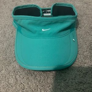 Nike visor